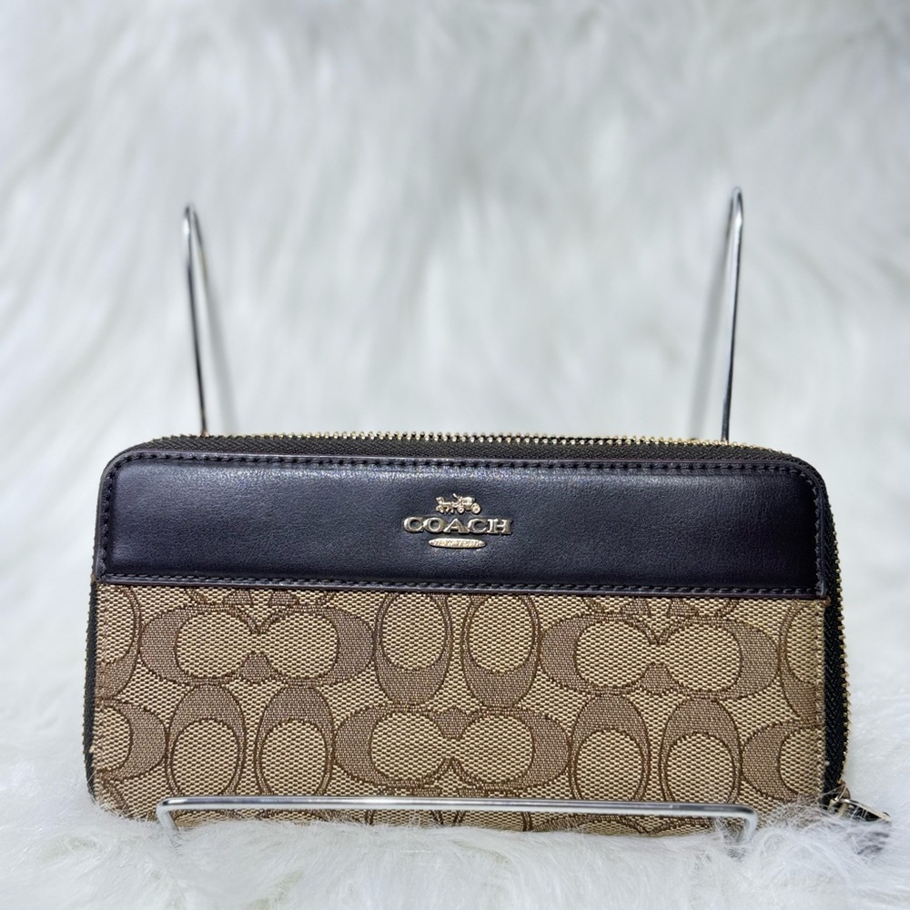 Coach Black and Tan Signature Wallet